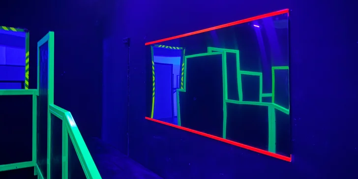 Adrenalin a zábava až pro 8 hráčů: laser game v pardubické aréně vč. nápojů a popcornu