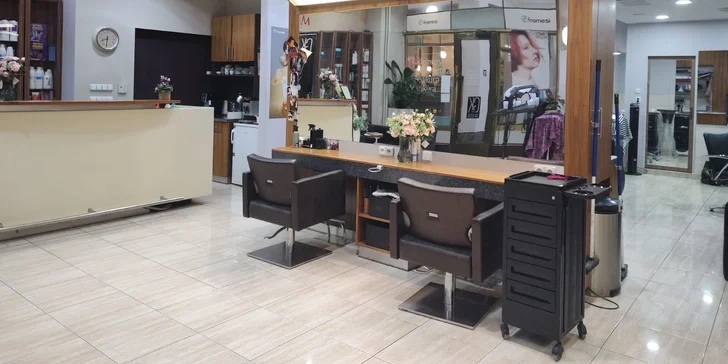 Zavítejte do Barbershopu Farouk, kterému vládne zkušený barber z Alžíru.