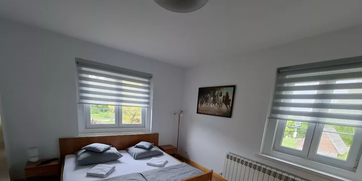 Chatová osada v polských Krkonoších: pokoje až pro 5 osob se snídaní, sauna