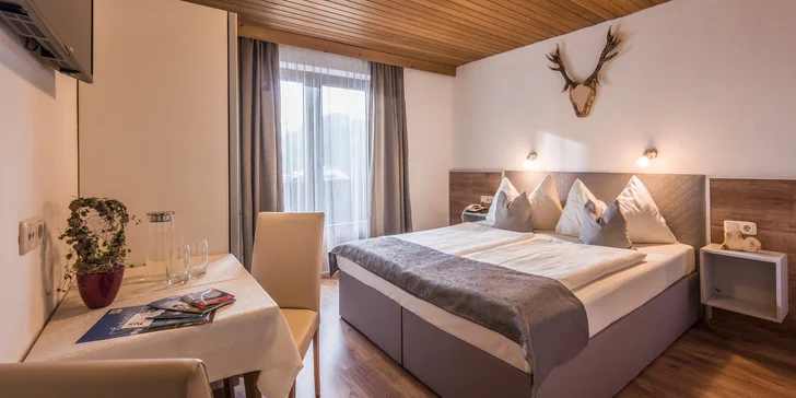 Dovolená v rakouském údolí Zillertal: horský hotel s polopenzí a saunovým světem