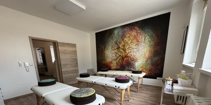 Zážitkové masérské kurzy s akreditovanou školitelkou: reflexologie chodidel nebo masáž zad a šíje