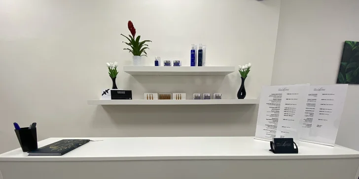 Kosmetické ošetření pro muže i ženy: hydratační, proti akné, anti-age i masáž obličeje