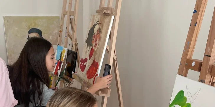 Umění pro každého: Objevte svou kreativitu na skupinovém workshopu malování