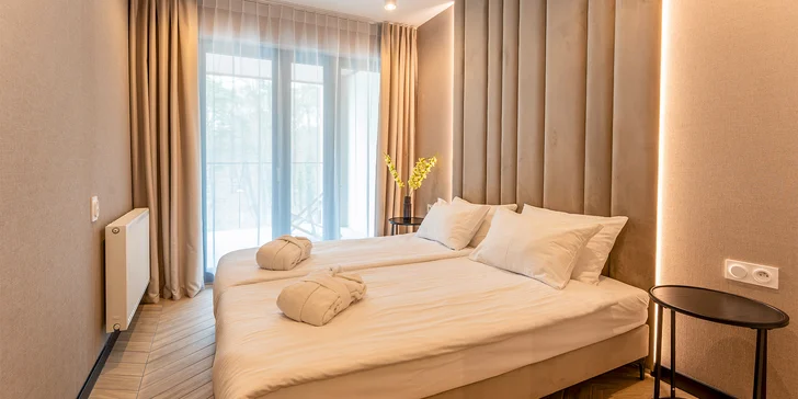 Nové apartmány u Baltu 15 min. od pláže: snídaně, bazény, vířivky a sauna