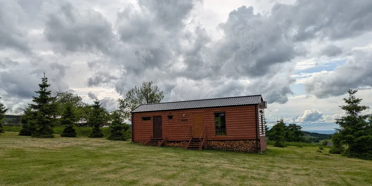 Krásné apartmány na hřebeni Krušných hor až pro 4 osoby: úžasné výhledy a venkovní relax