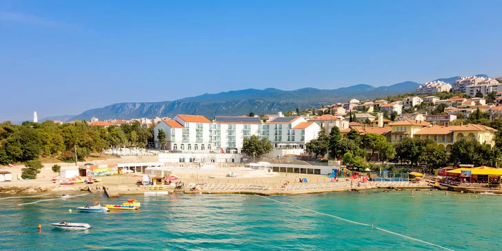 Chorvatsko all inclusive: 4* hotel u pláže v Kvarnerském zálivu, bazény i wellness