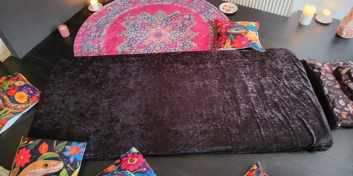Masáž, zábal a kameny nebo privátní sauna s občerstvením až pro 4 osoby