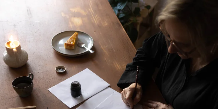 Kaligrafický workshop: úvod do stylu Copperplate, psaní monogramů i flourishing