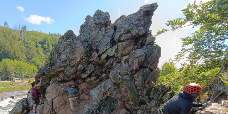Ferrata Vír s průvodcem pro děti i dospělé: skupinově či individuálně