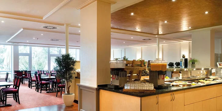 Poznejte Norimberk: hotel v klidné části města, snídaně, výlety do zoo i muzea hraček