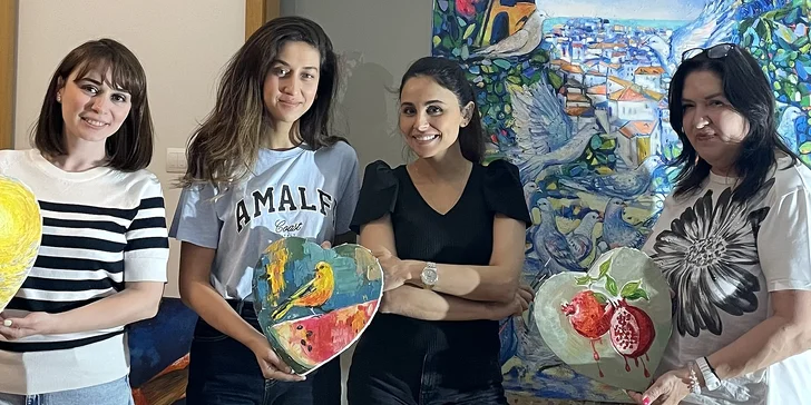Umění pro každého: Objevte svou kreativitu na skupinovém workshopu malování