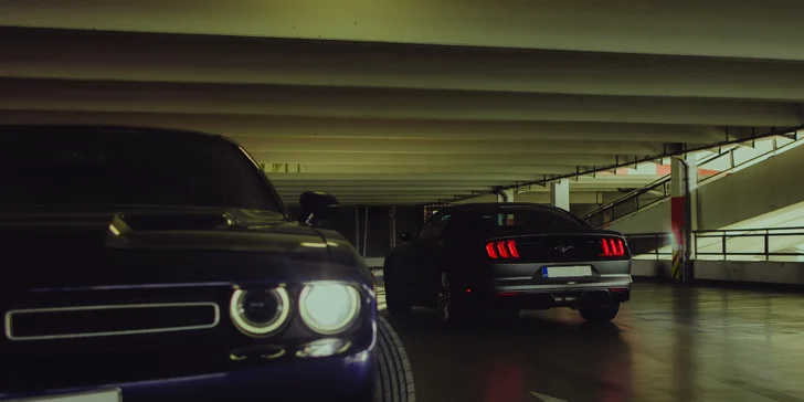 Legendární americký Ford Mustang nebo Dodge Challenger: 24 hod. i prodloužený víkend
