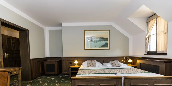 Pobyt v Hluboké nad Vltavou s polopenzí i wellness: hotel pod zámkem v blízkosti golfu