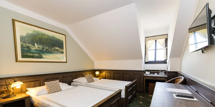 Pobyt v Hluboké nad Vltavou s polopenzí i wellness: hotel pod zámkem v blízkosti golfu