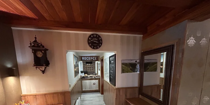Penzion v Peci pod Sněžkou se snídaní či polopenzí, saunou i tenisem