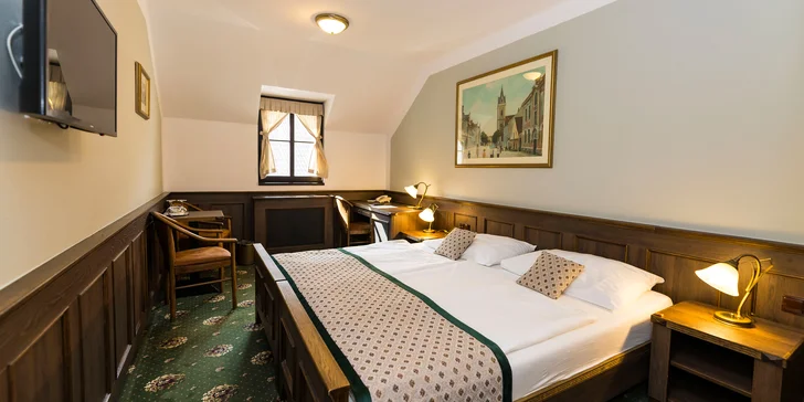 Pobyt v Hluboké nad Vltavou s polopenzí i wellness: hotel pod zámkem v blízkosti golfu