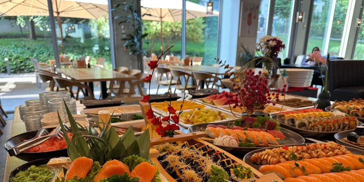 All you can eat bufet v Karlíně: asijská kuchyně, sushi, saláty a další dobroty