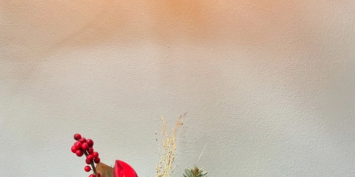 Vázání i vypichování kytic či kurz Na den floristkou vč. pomůcek a materiálů