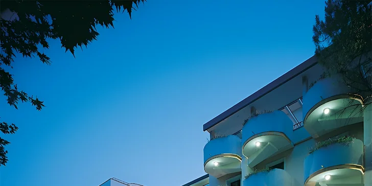 Italské prázdniny: 4* hotel s bazénem, 500 metrů od pláže, polopenze i plná penze