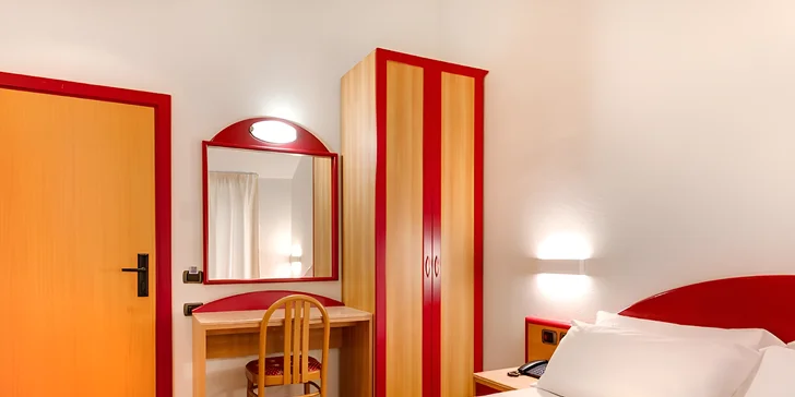 Italské prázdniny: 4* hotel s bazénem, 500 metrů od pláže, polopenze i plná penze