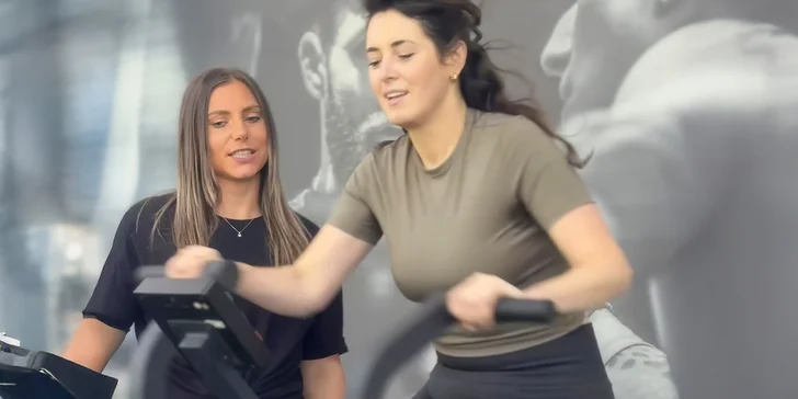 Online coaching i tréninkový plán 4v1 na doma či do fitka od zkušené fitness trenérky
