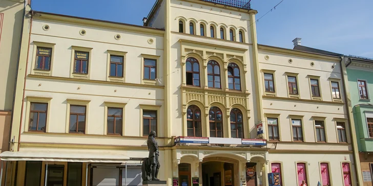 Baňkování nebo reflexní masáž: celé tělo či nohy, 40–60 minut