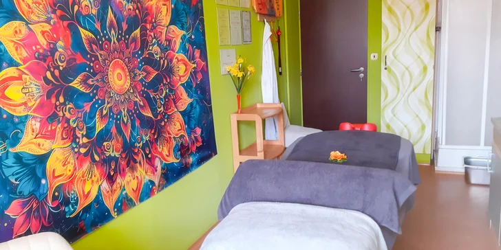 Baňkování nebo reflexní masáž: celé tělo či nohy, 40–60 minut