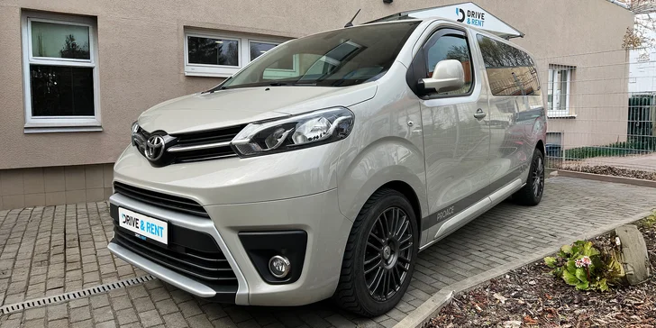 Pronájem vozidla Toyota ProAce se spací vestavbou až pro 5 osob
