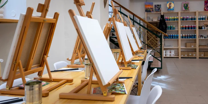 Otevřené vouchery do kavárny s ateliérem: cokoli z menu i nabídky kreativních kurzů