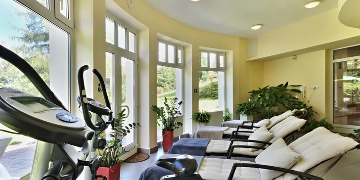 Pobyt ve 4* hotelu v Mariánských Lázních: jídlo, vyhřívaný bazén i wellness procedury