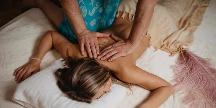 Dokonalá relaxace: 90–⁠180min. ⁠⁠královská tantra pro ženy