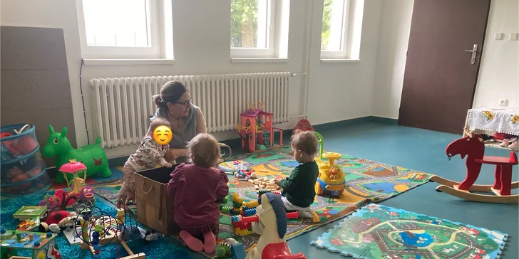 Work and Play v Českých Budějovicích: Wi-Fi prostor pro rodiče, zábava s chůvou pro děti