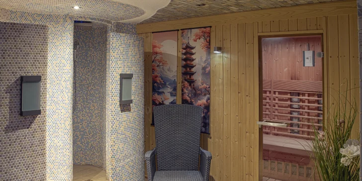 Privátní wellness na 2 hodiny pro dva: vířivka, sauna, víno i obložená mísa
