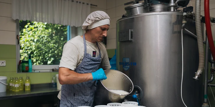 Procházka s kozou, poníkem, prohlídka farmy i pasení ovcí u Olomouce