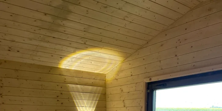 Moderní tiny house na Křivoklátsku, 11 km od Lán: bez stravy či se snídaní