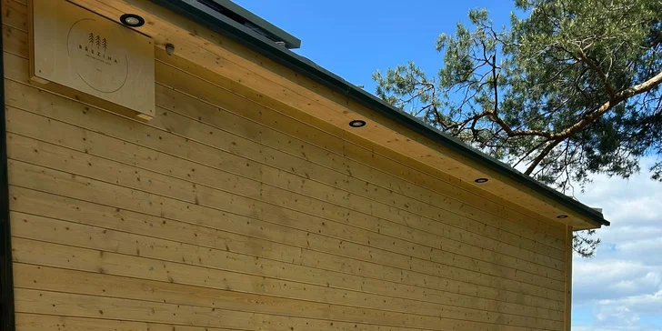 Moderní tiny house na Křivoklátsku, 11 km od Lán: bez stravy či se snídaní