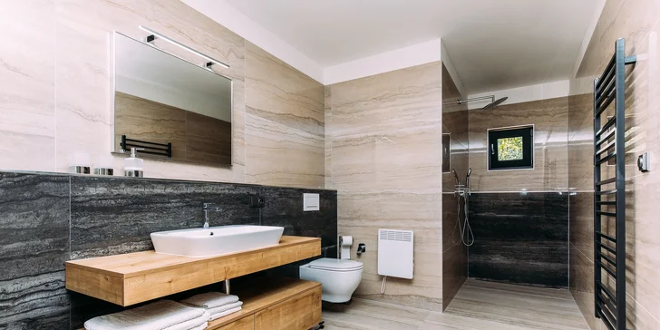 Dovolená v Železných horách: vila nebo chatka, venkovní bazén a wellness, varianty se snídaní