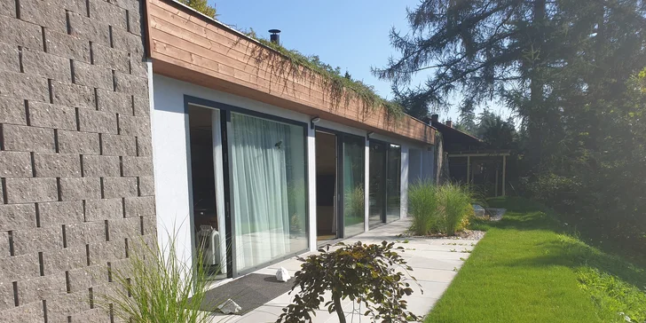 Dovolená v Železných horách: vila nebo chatka, venkovní bazén a wellness, varianty se snídaní