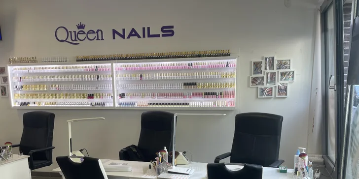 Pro krásné nehty: manikúra či pedikúra s možností aplikace shellaku