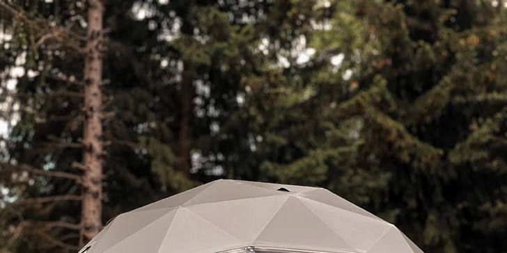 Pobyt ve Špindlerově Mlýně: moderní glampingový stan i privátní infrasauna
