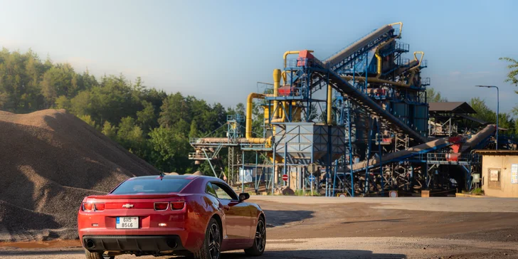 Pořádná rychlost: spolujízda nebo řízení Chevroletu Camaro Bumblebee či BodyKit SS