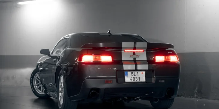Pořádná rychlost: spolujízda nebo řízení Chevroletu Camaro Bumblebee či BodyKit SS