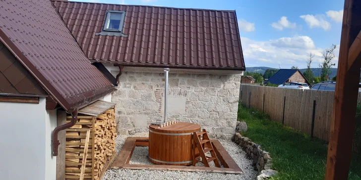Krušné hory i s jídlem: vybavený apartmán nebo chalupa až pro 14 osob