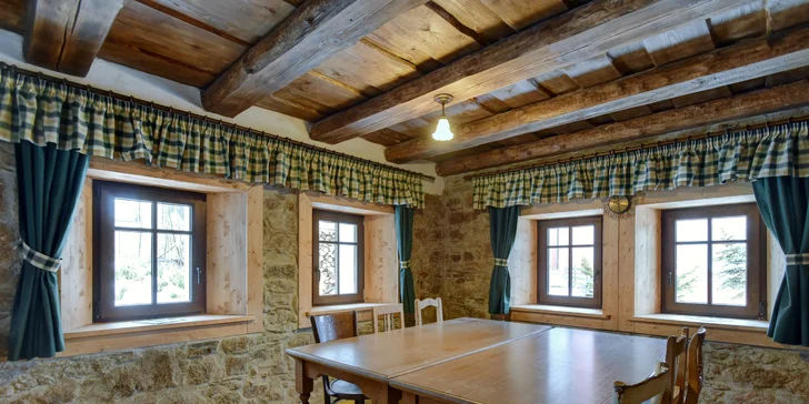 Krušné hory i s jídlem: vybavený apartmán nebo chalupa až pro 14 osob
