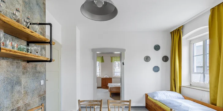 Krušné hory i s jídlem: vybavený apartmán nebo chalupa až pro 14 osob