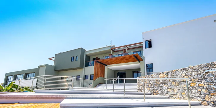 Dovolená na Rhodosu: 4* hotel vč. letenek, all inclusive, 30 m od pláže