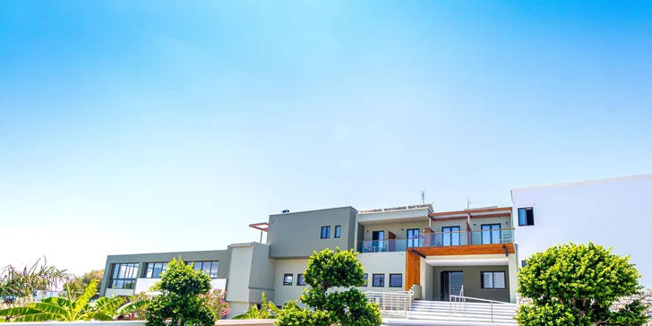 Dovolená na Rhodosu: 4* hotel vč. letenek, all inclusive, 30 m od pláže