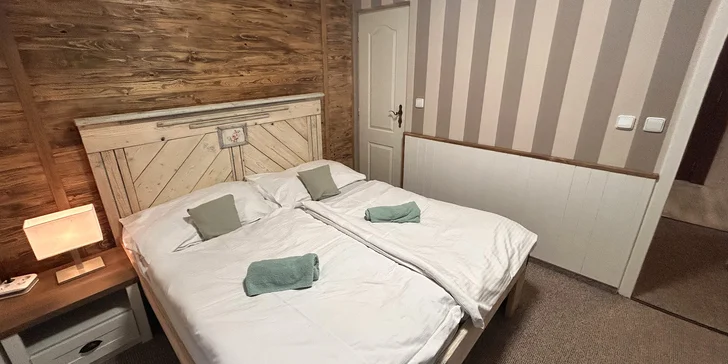 Penzion v Peci pod Sněžkou se snídaní či polopenzí, saunou i tenisem