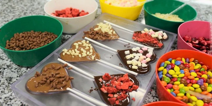 Nejsladší dobrodružství široko daleko: prohlídky, workshopy a spousta sladkostí v Chocotopii