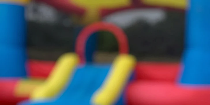 Letní zábava v areálu Svah Zlín: tubing, jump park i aquazorbing